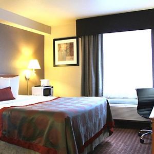 Queen Room Mobility or Hearing Access Non-Smoking